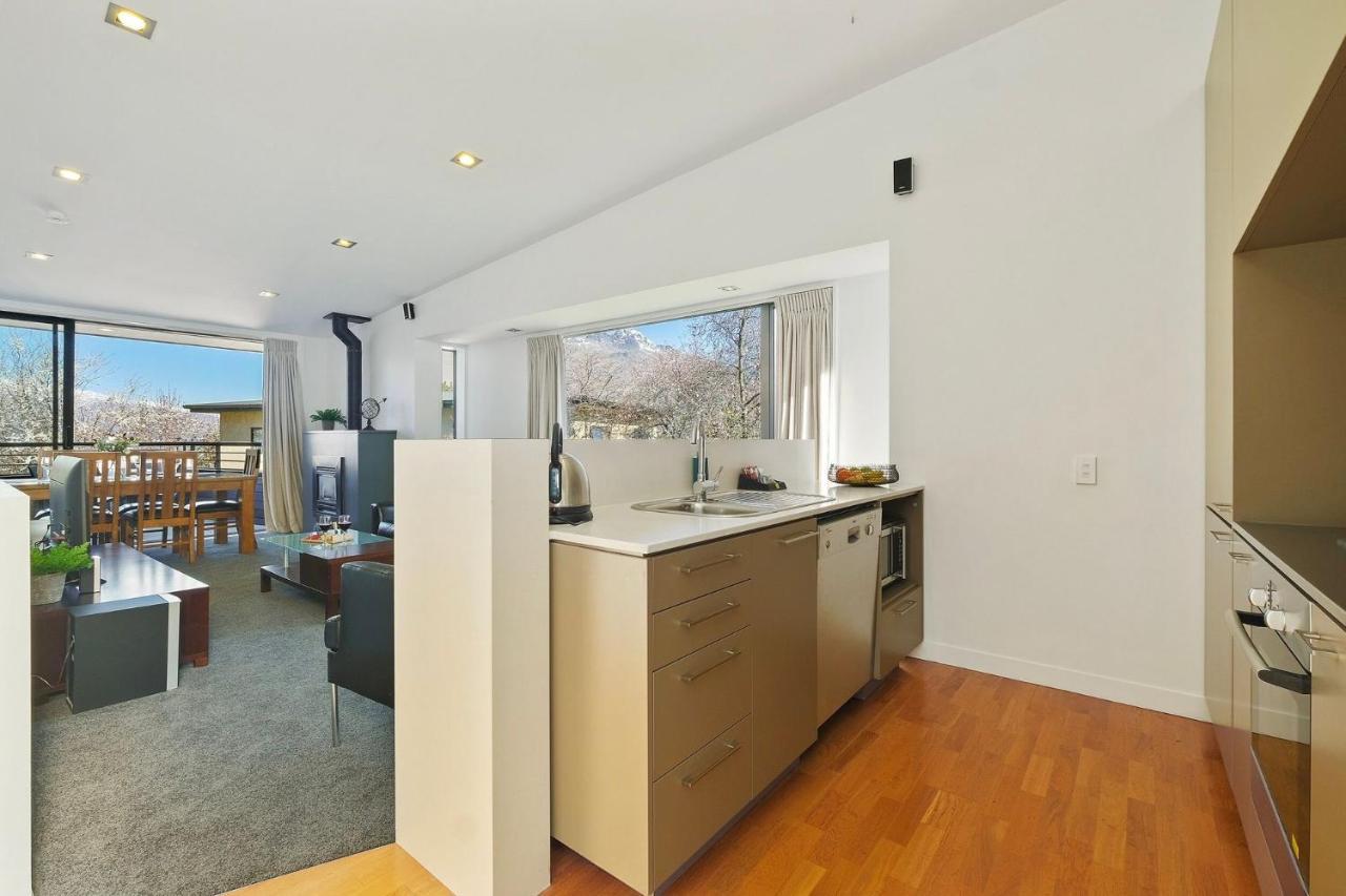 The Alps Apartment Three Bedroom Квінстаун Екстер'єр фото